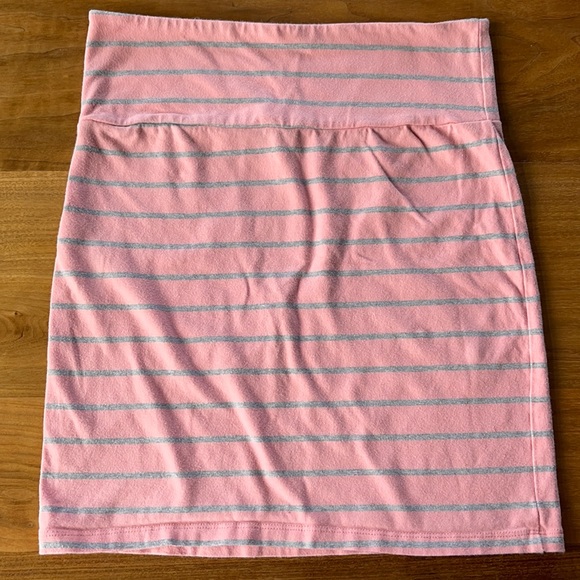 Forever 21 pink and gray striped mini skirt size medium juniors - Picture 4 of 5